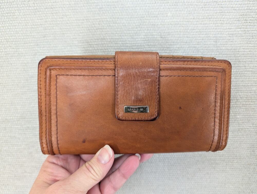 Vintage Fossil Leather Wallet Brown Caramel